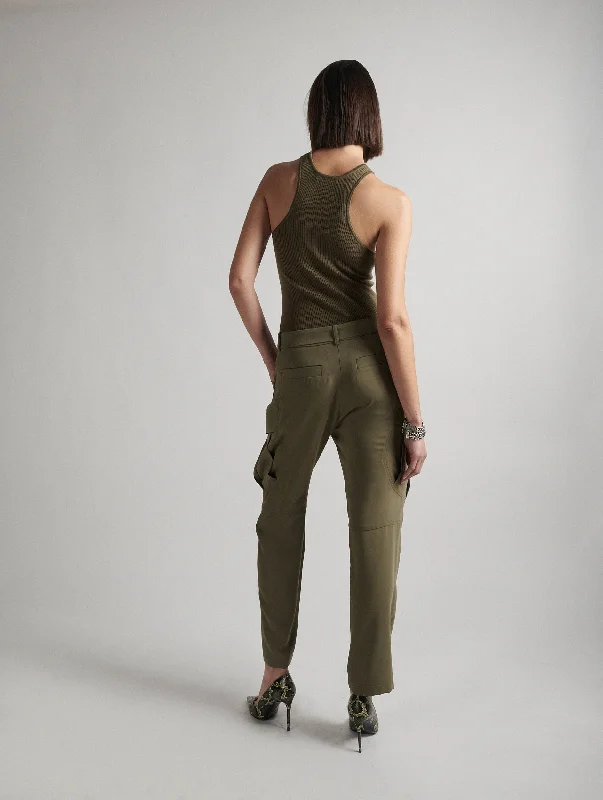 Belted battle trousers in khaki fluid crepe