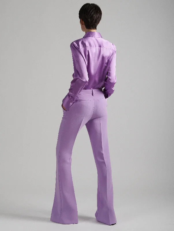 Flared trousers in lilac crepe