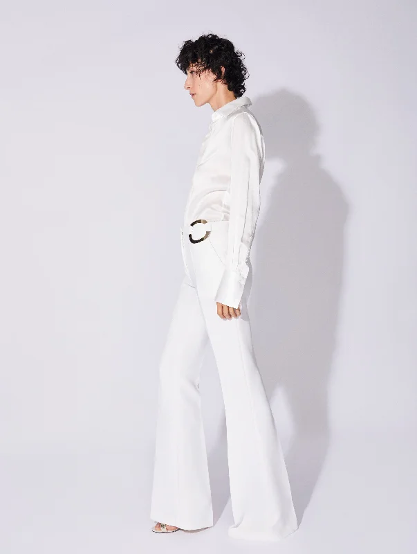 White crepe flared trousers with buckle