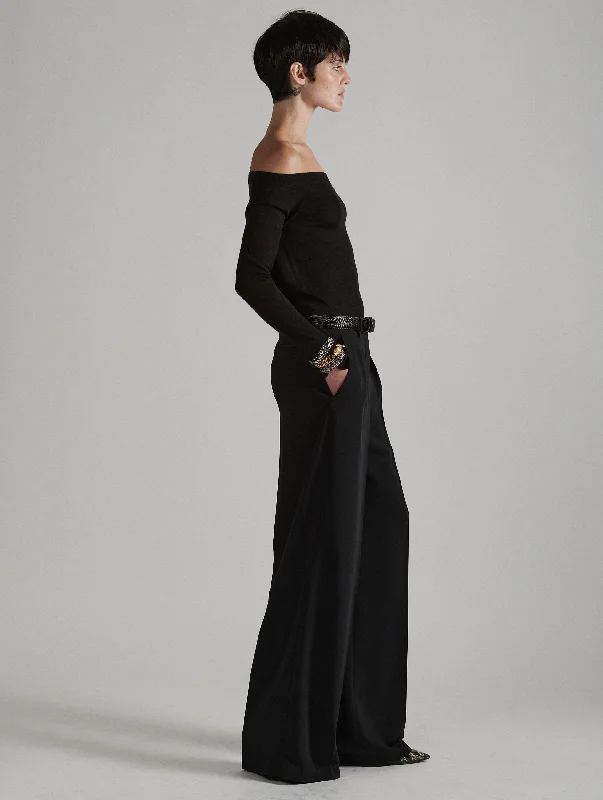 Wide-leg trousers in black fluid crepe