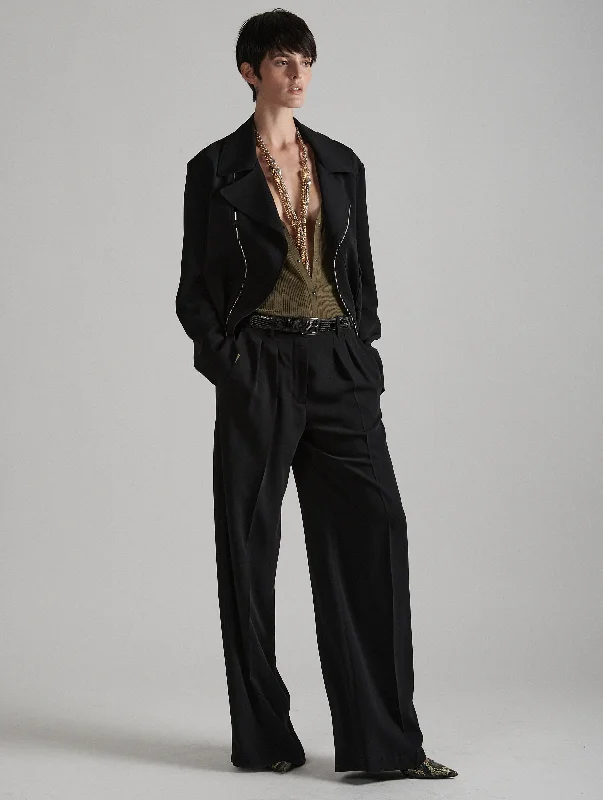 Wide-leg trousers in black fluid crepe