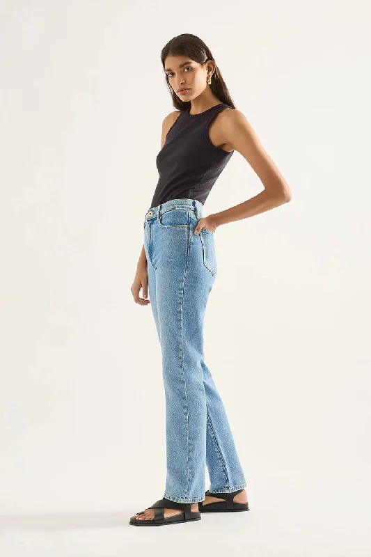 Zoe High Straight Jean