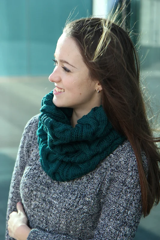 Luxurious Merino Wool Hand Knit Infinity Scarf