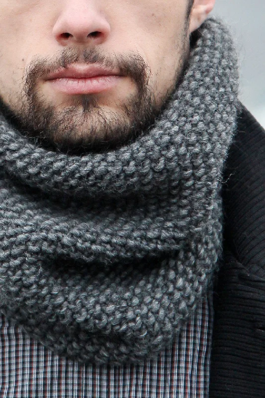 Mens Gray Wool Knitted Scarf